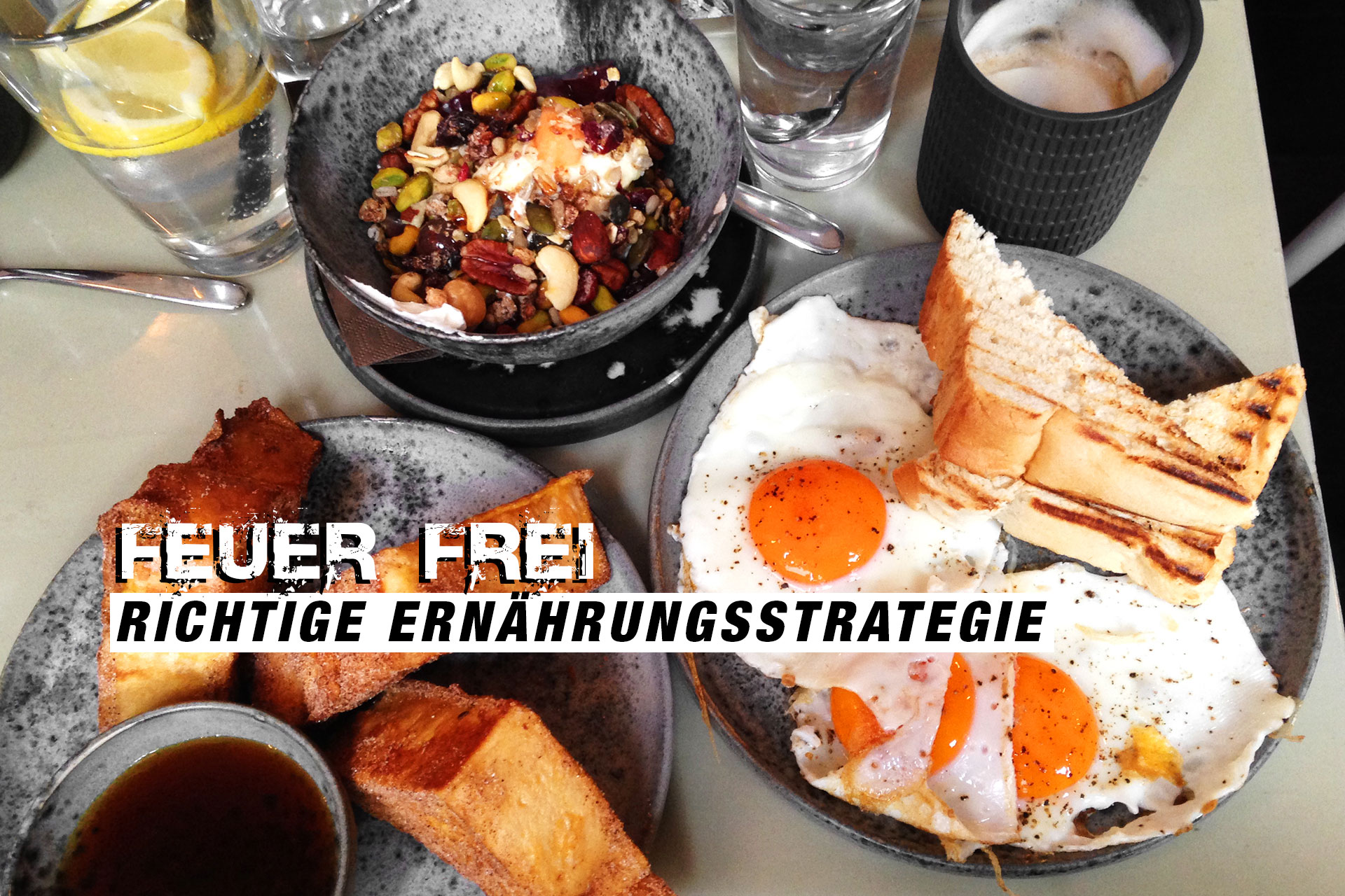WETTKAMPFERNÄHRUNG Feuer frei mit der richtigen Ernährungsstrategie / Eier, French Toast und Griechischer Joghurt mit Nüssen ist eine gesunde und ausgewogene Mahlzeit mit allen wichtigen Nährstoffen © stefandrexl.com
