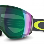 Die Oakley Prizm Technologie verbessert die Wahrnehmnung von Details und Konturen im Schnee und ermöglicht damit klarere Sicht, schnellere Reaktion und sichereres Fahren. Inspiriert durch die Helmvisiere von Kampfpiloten, hat Oakley Flight Deck Prizm ein einzigartiges Sichtfeld und die Kompatibilität mit einer breiten Palette an Helmen.